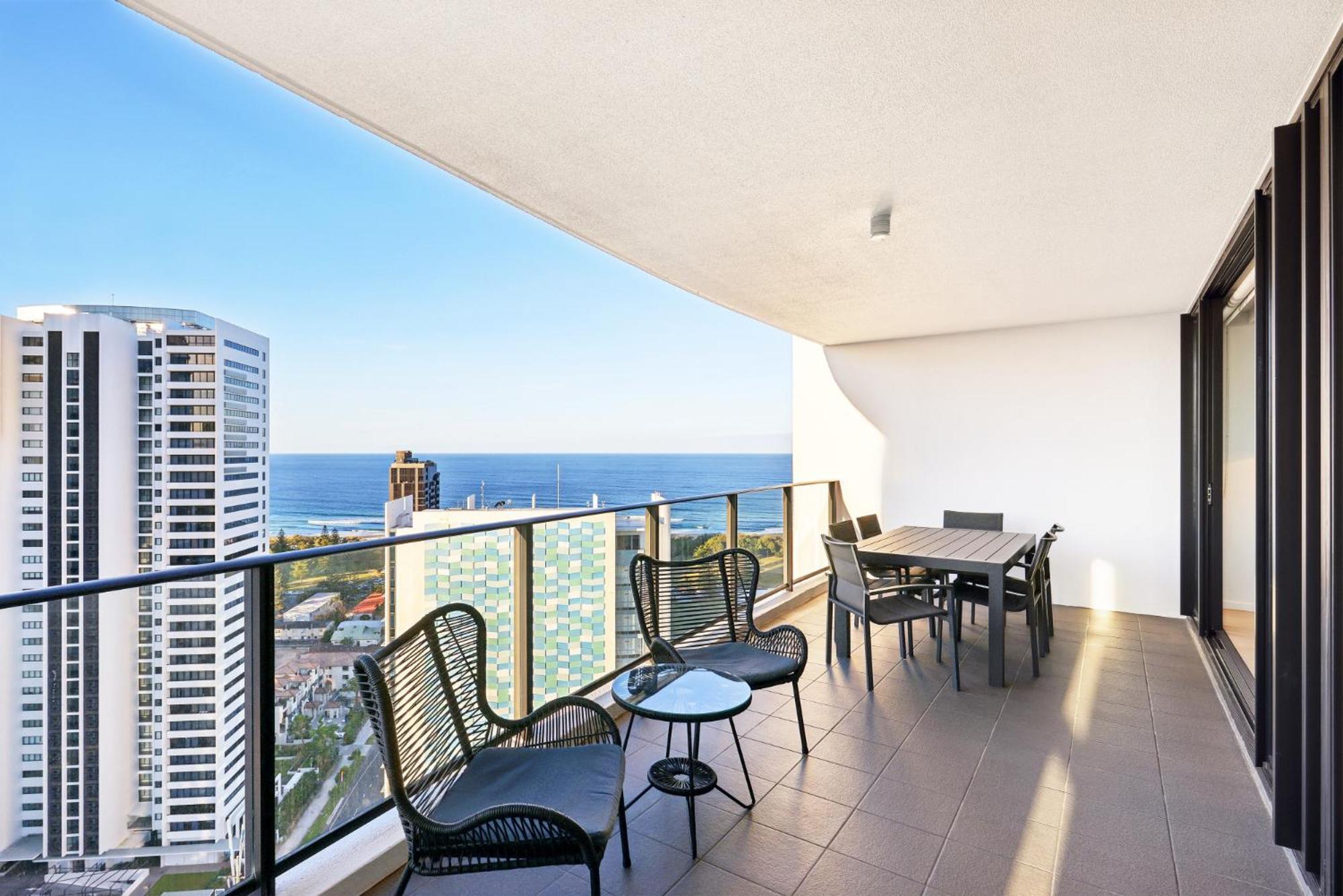 Ocean View 3-Bed With Gym, Pool, Sauna & Parking ゴールドコースト エクステリア 写真